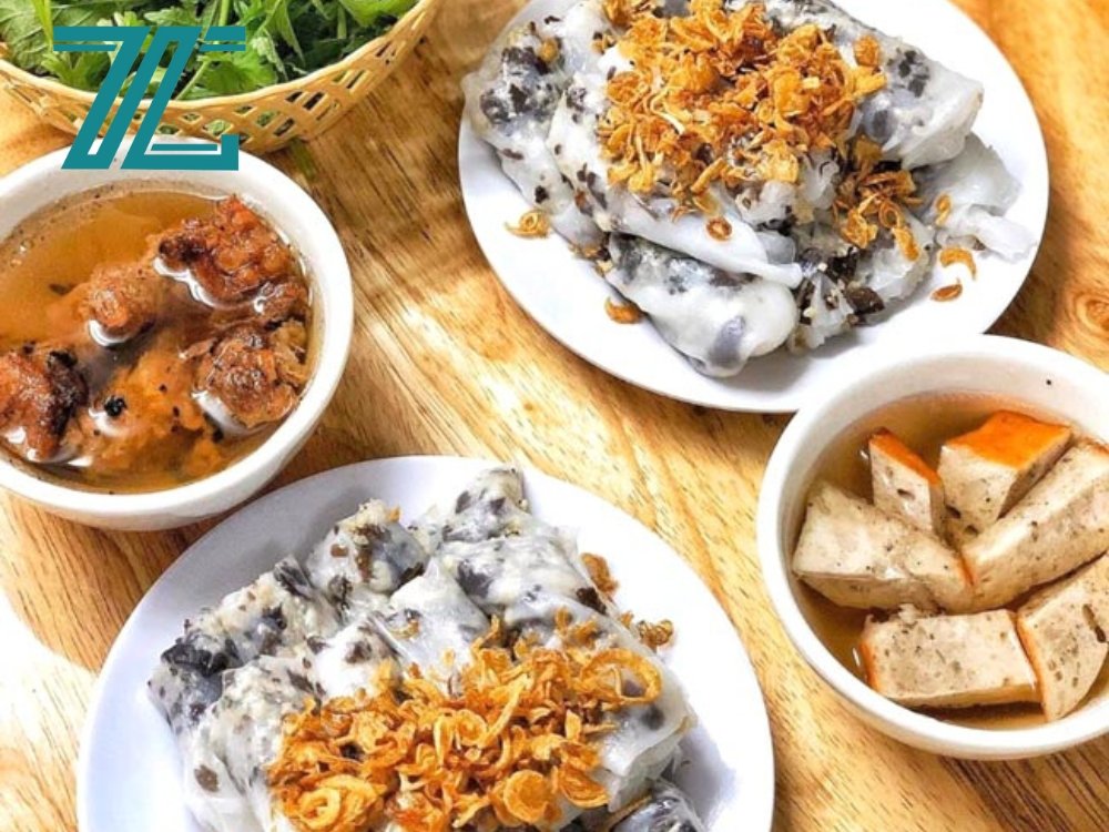 Làm món bánh cuốn Bắc Giang