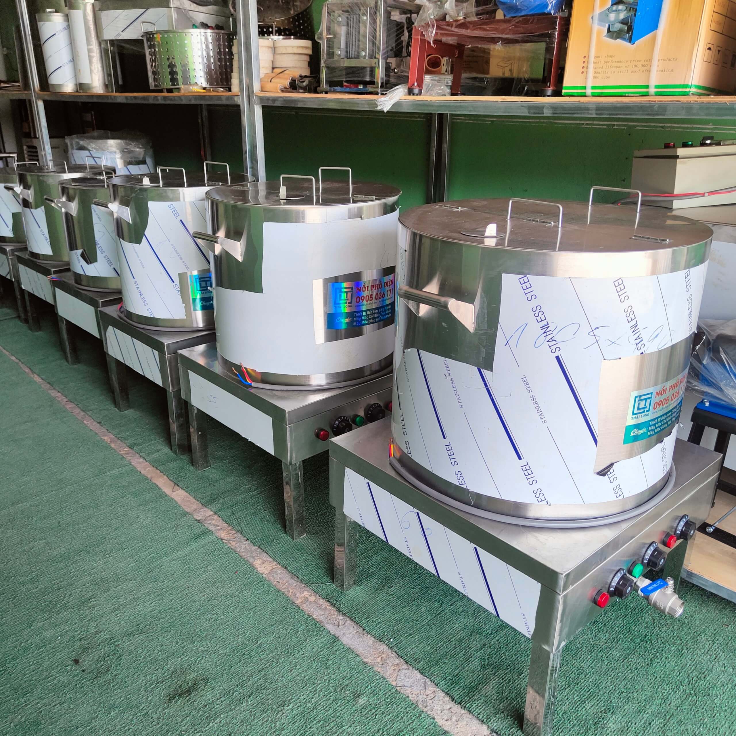 Nồi phở điện ở Đồng Tháp