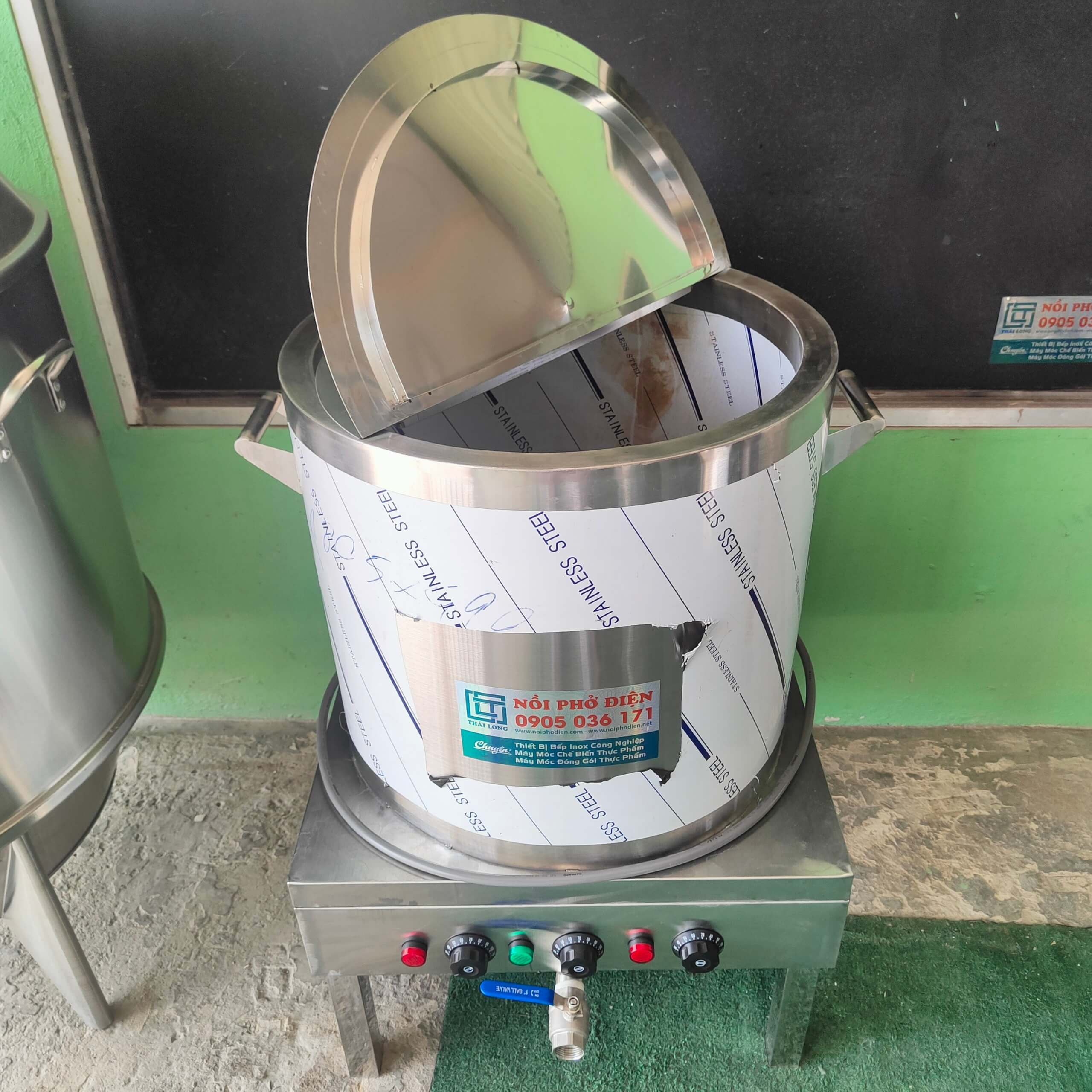 Nồi phở điện tại Kon Tum