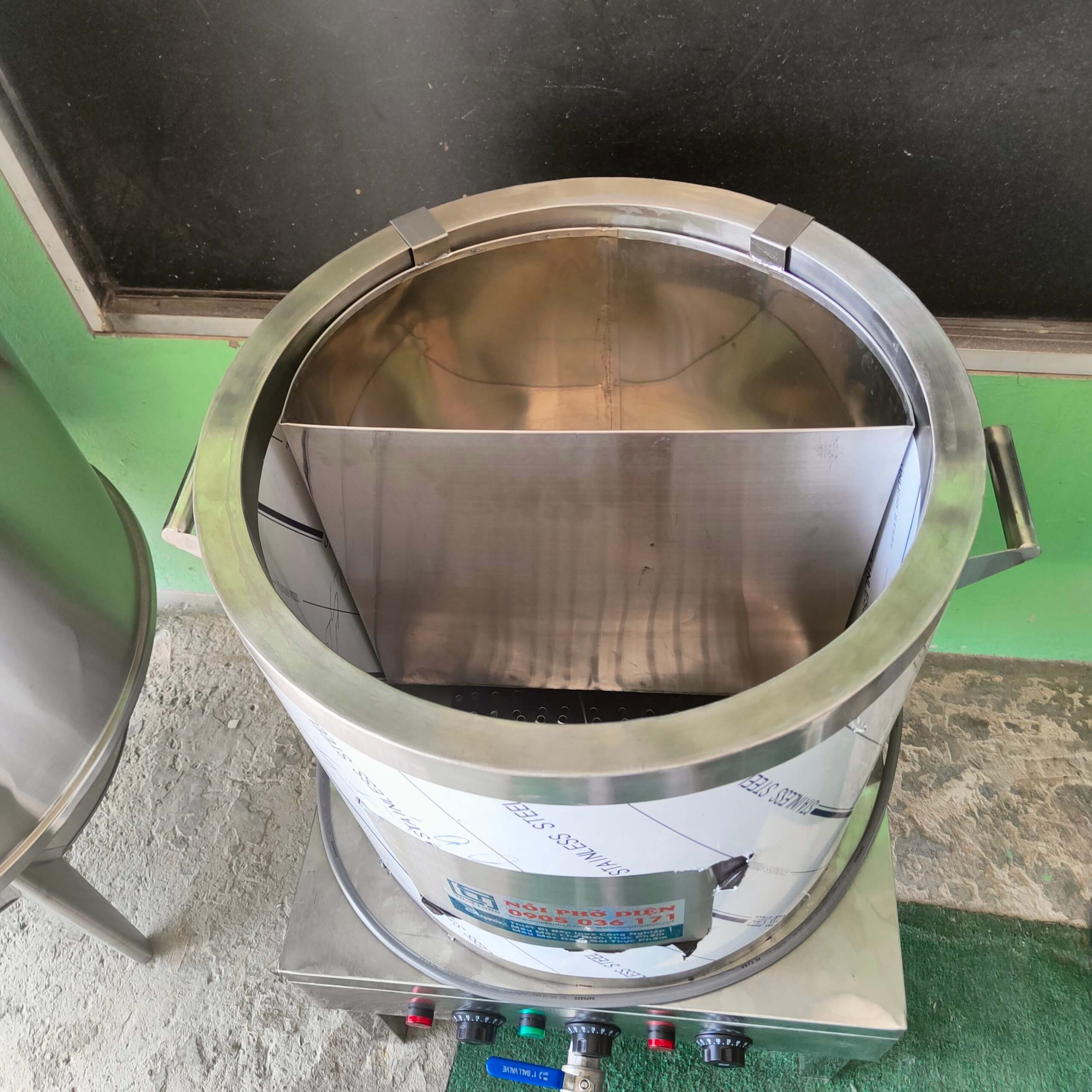 Nồi phở điện tại Kon Tum