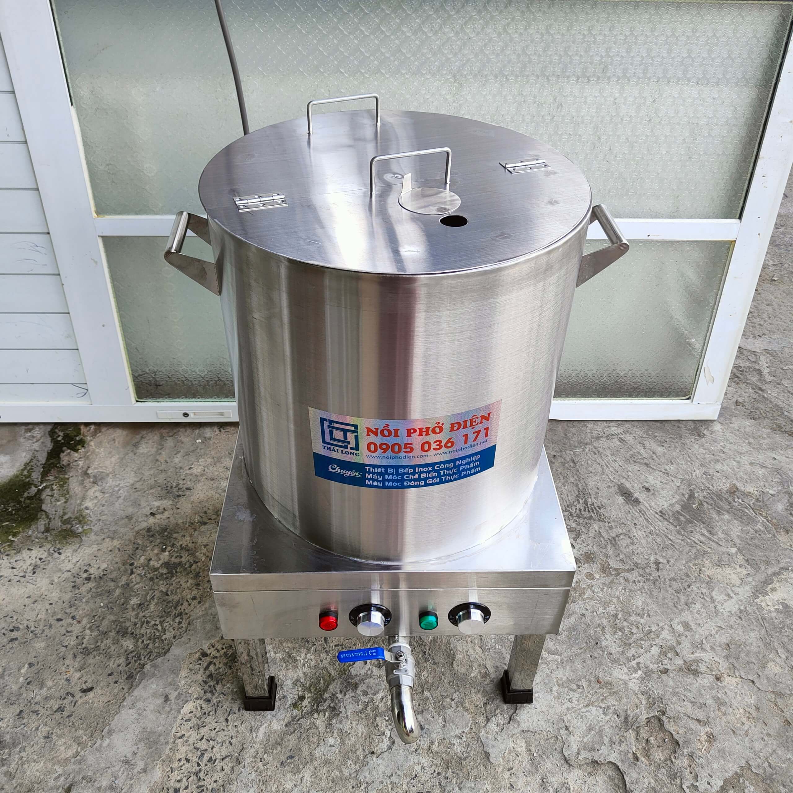 Nồi phở điện tại Kon Tum