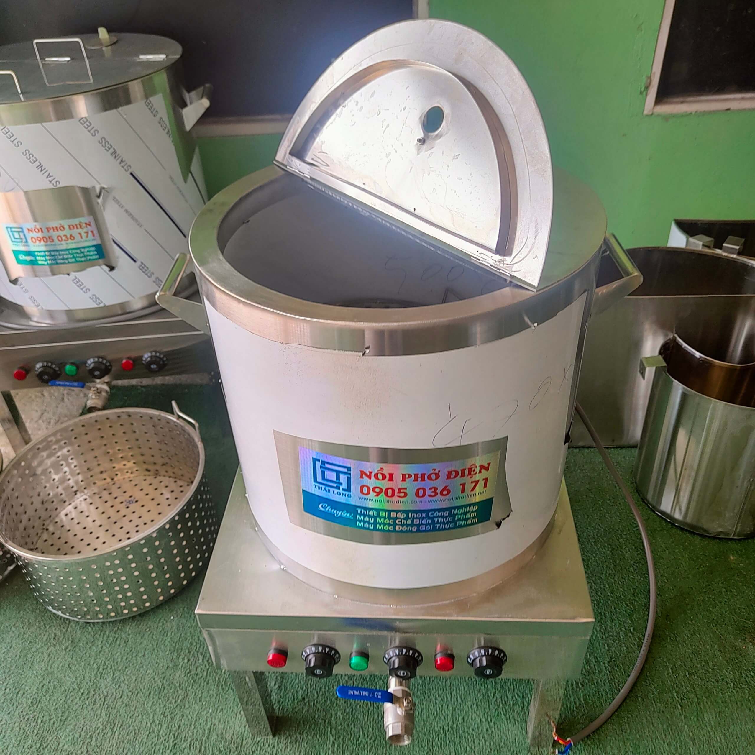 Nồi phở điện ở Tây Ninh