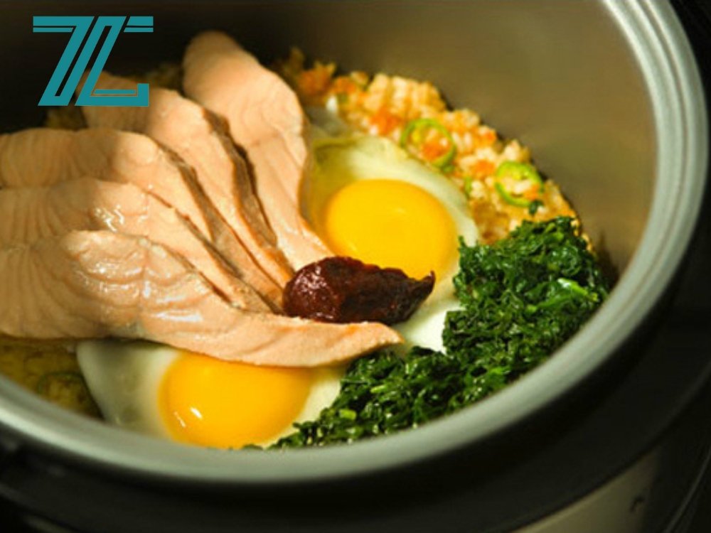 Món cơm trộn Hàn Quốc cá hồi